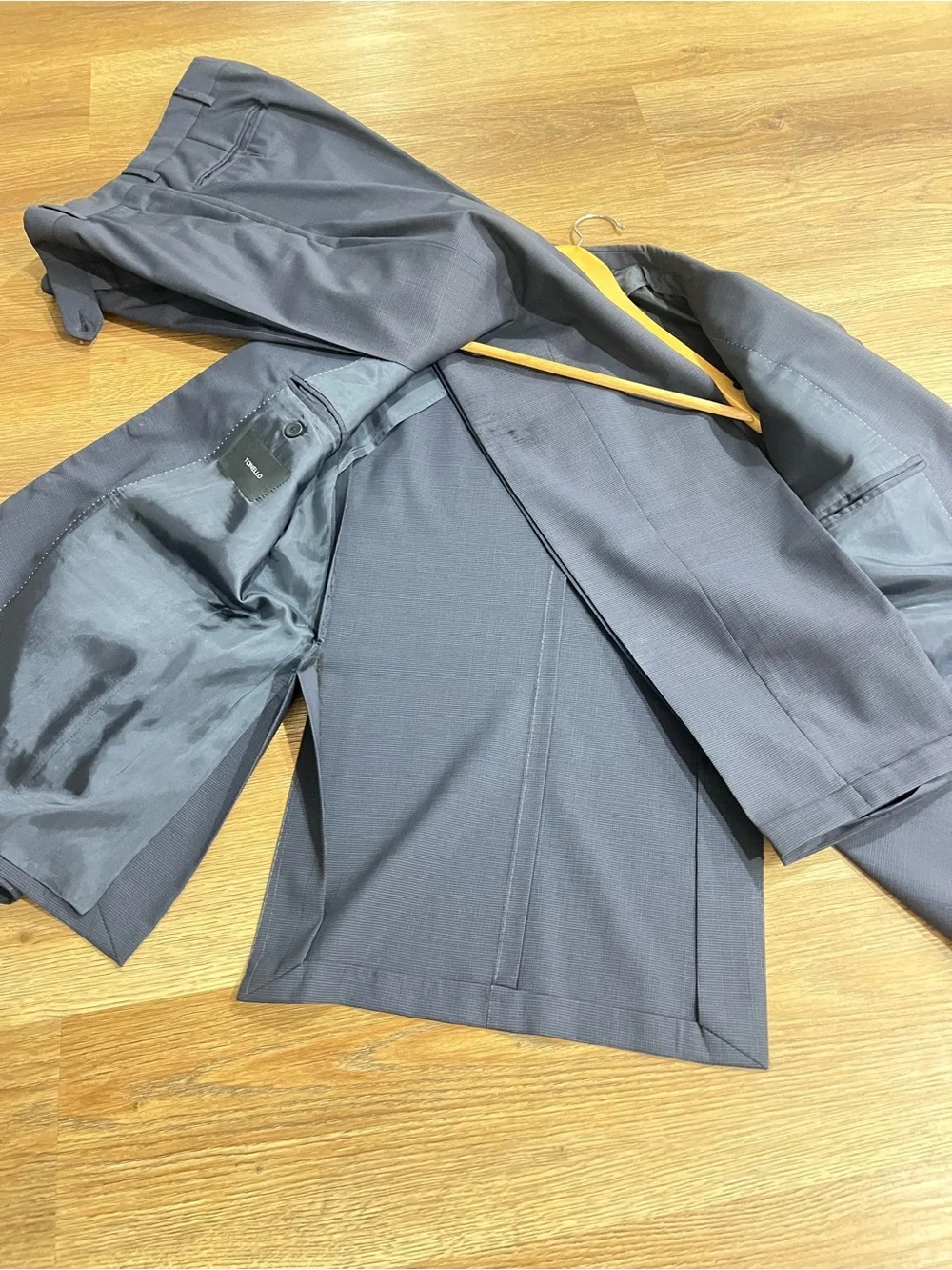 Tonello Men's Dark Blue Two-Button Suit Jacket